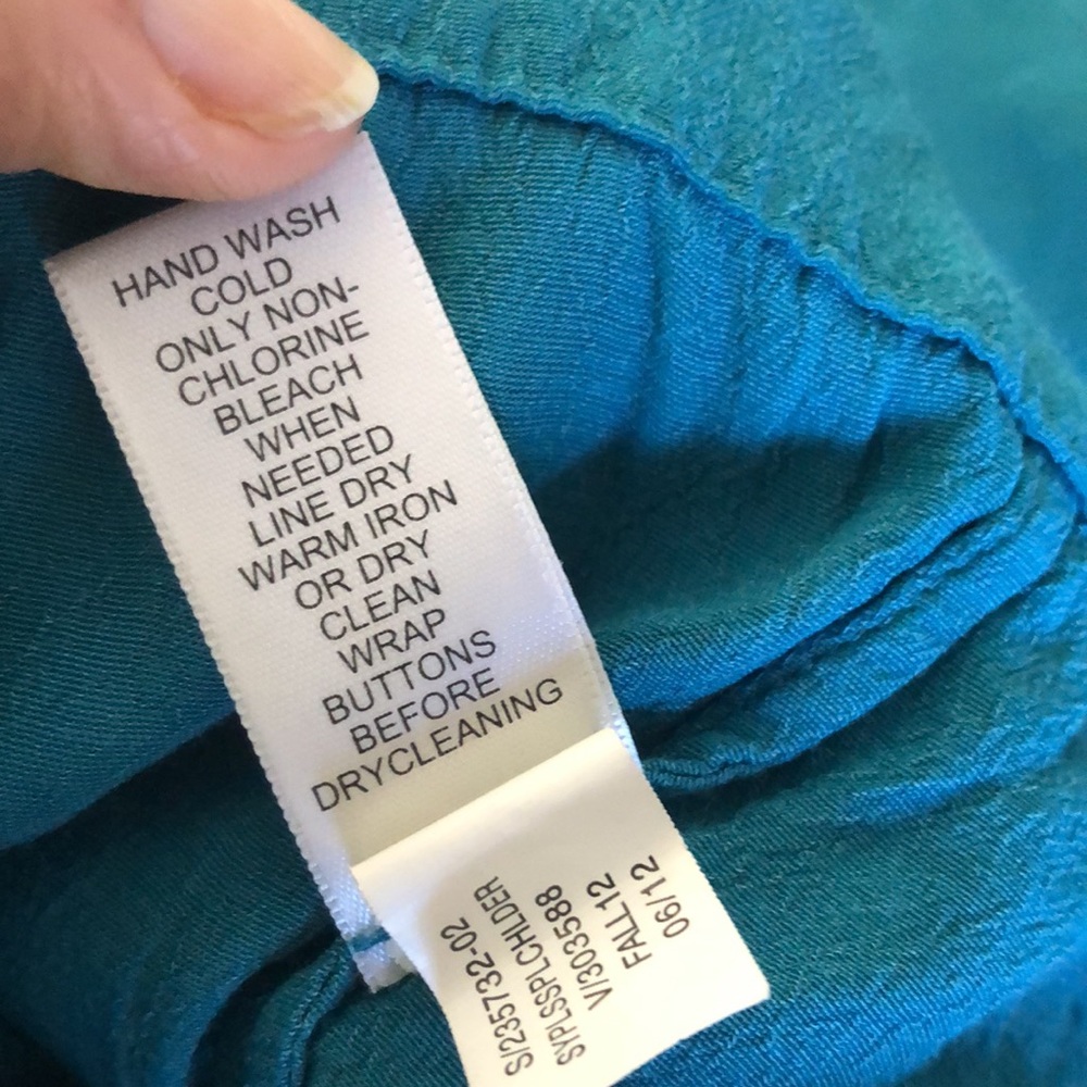 Banana Republic | turquoise long sleeved blouse - Picture 11 of 12